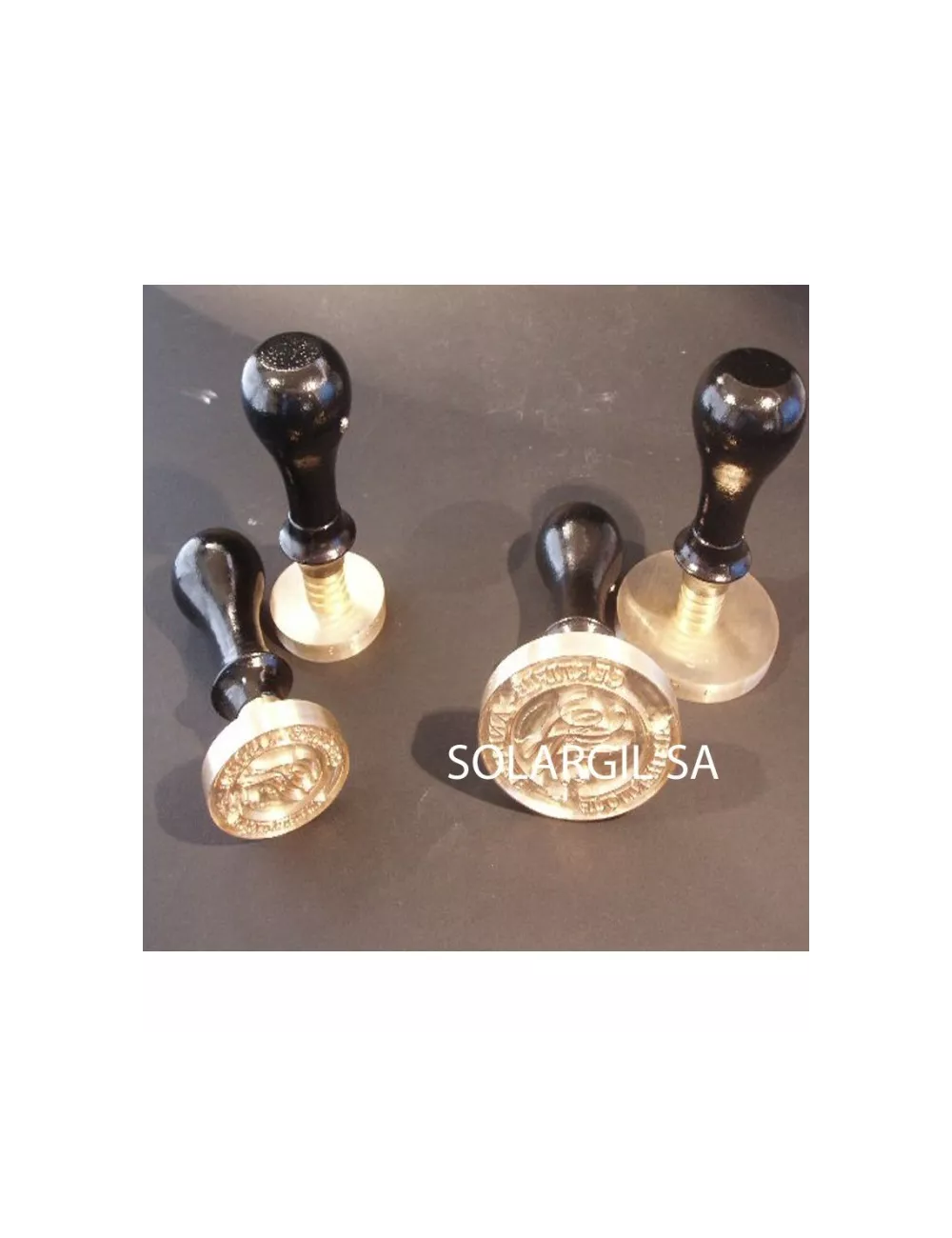 SIGNATURE SUR POINCON LAITON LOGO SIMPLE