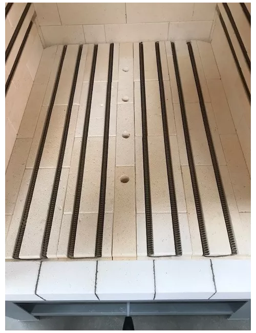 FOUR SBMS 400 L 1300°C