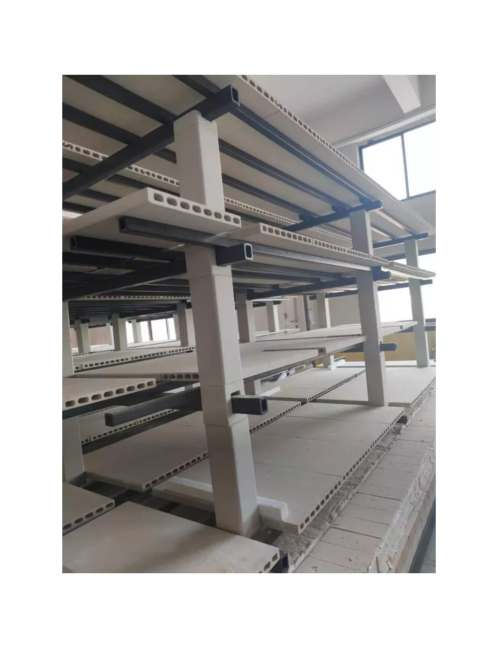 BARRE CREUSE DE CARBURE DE SILICIUM 40*40*2000 MM