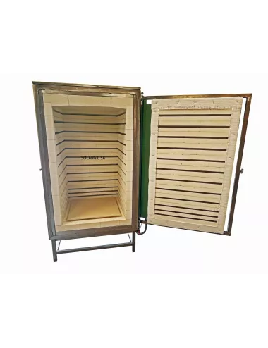 Le TR600INOX est un four électrique professionnel de 620 litres utiles